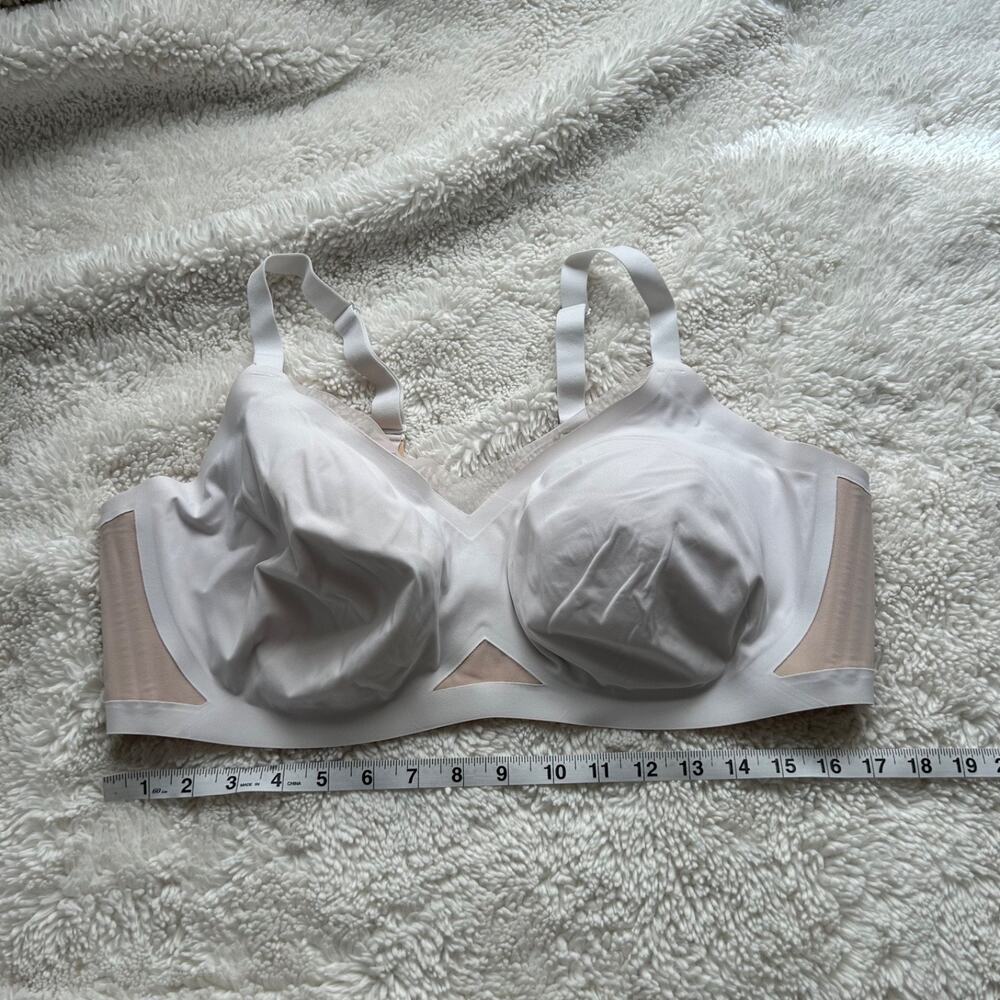 Honey Love Crossover Wireless Seamless Bra Womens Sz 3XL White Comfort Casual - Picture 2 of 5